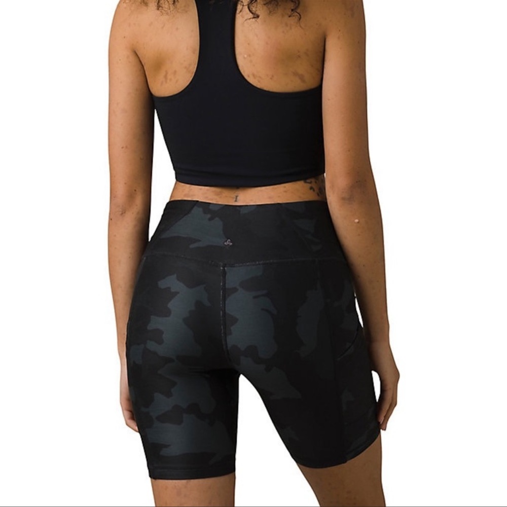 Prana Electa Shorts II Black Camo Size Small - Picture 2 of 14